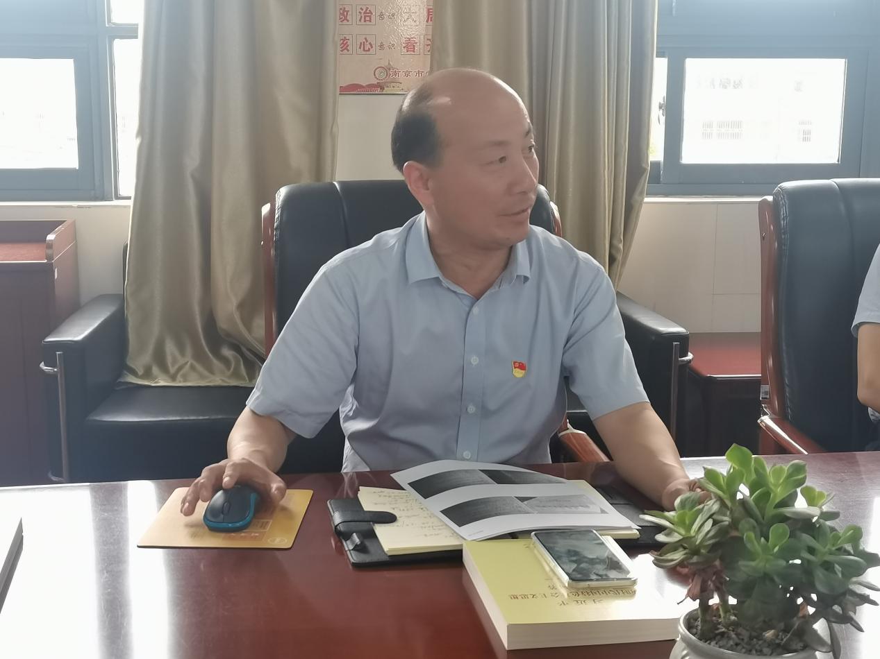 南京市营防中学党支部开展：《中国共产党历史大事记》专题学习会_html_m593a73ee.jpg
