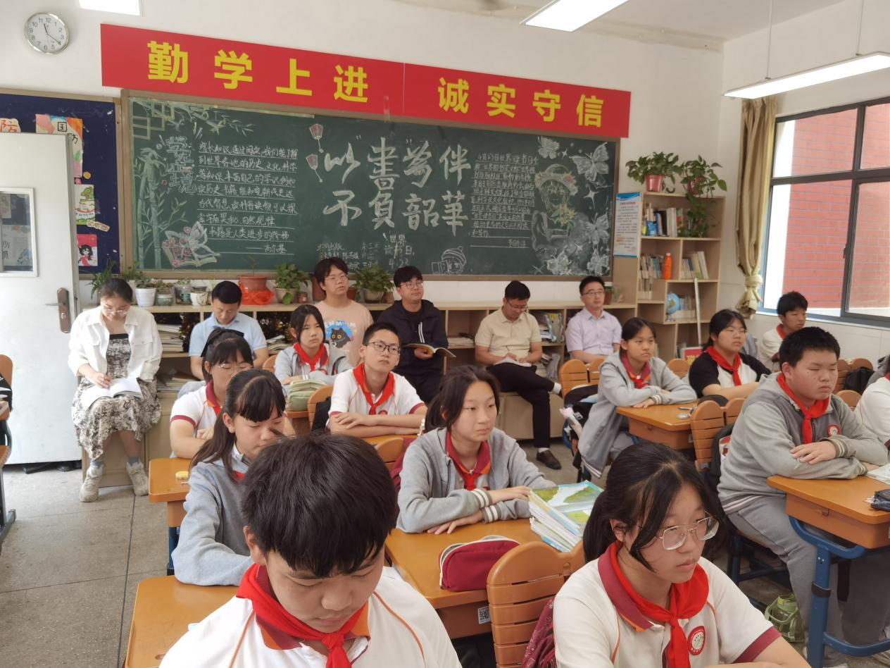 12—16周开课新闻_html_7280e843.jpg
