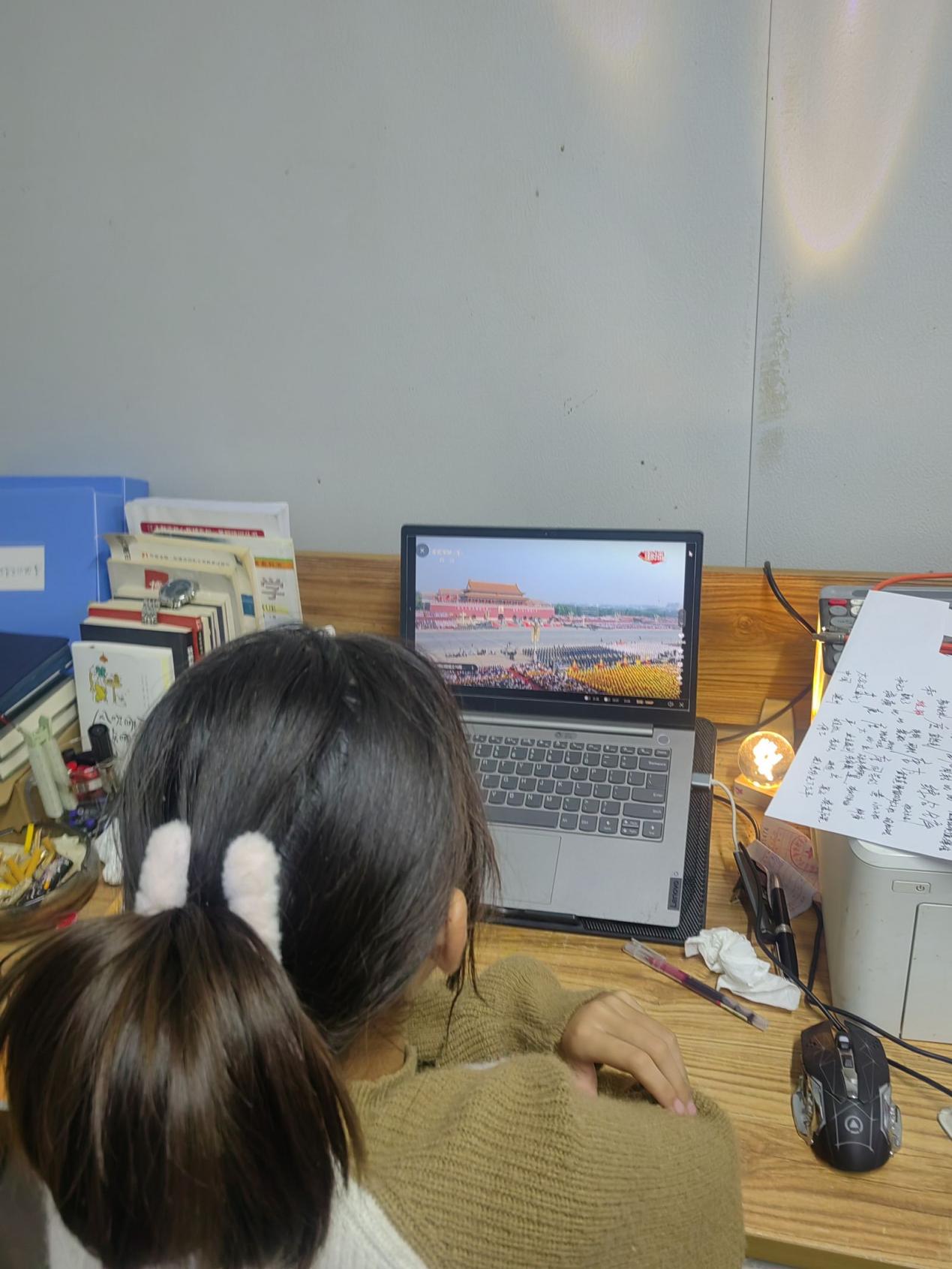 10.8 国庆节新闻_html_m53dc5bbe.jpg