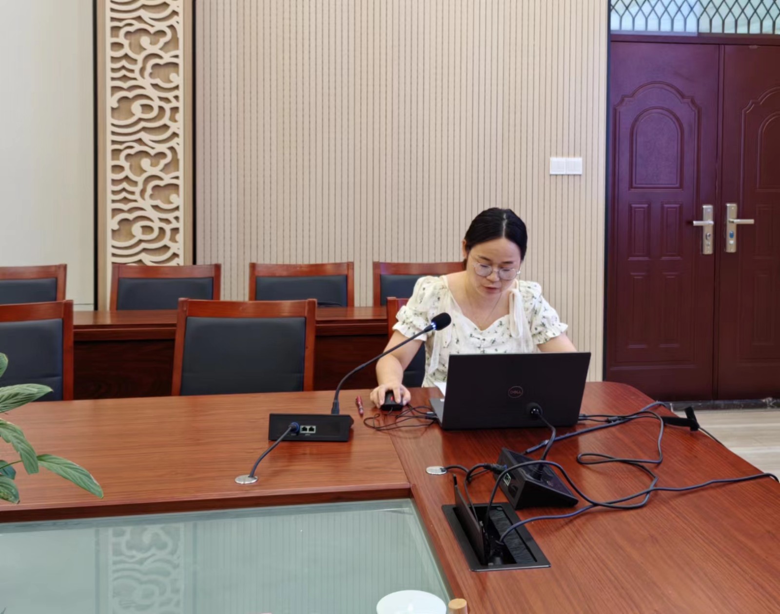 胡志新.jpg