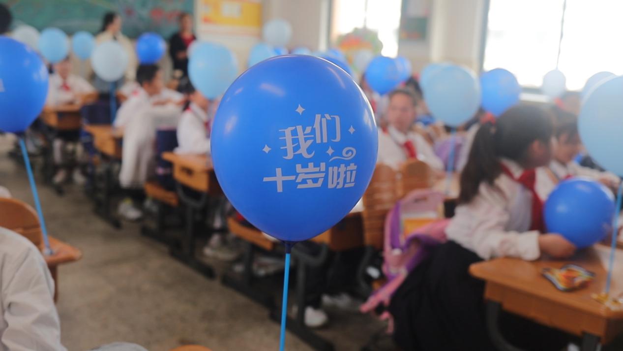 成长礼新闻稿_html_m2c86abde.jpg