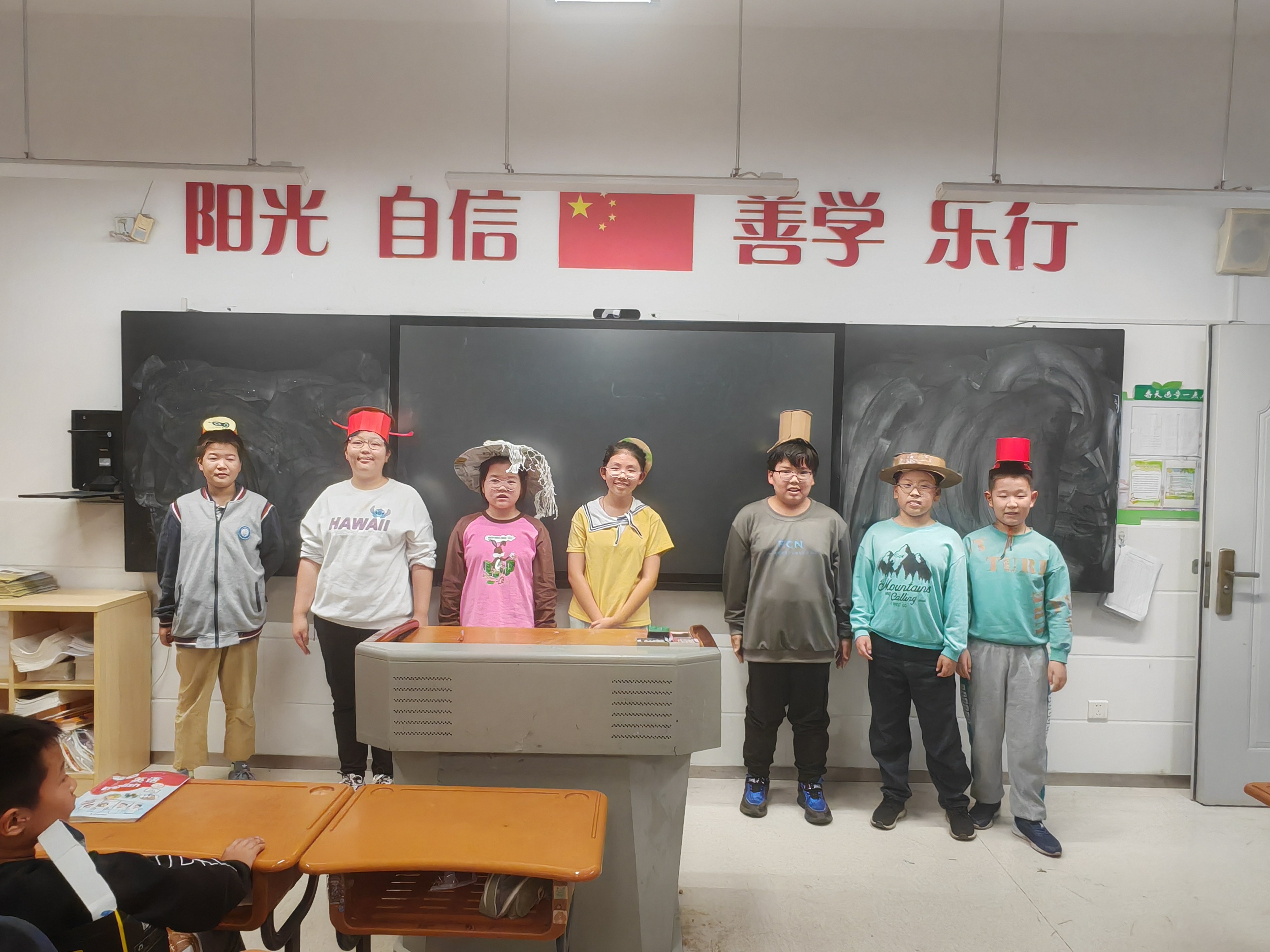 旧物变霓裳 环保我在行_html_m3d65efa0.jpg