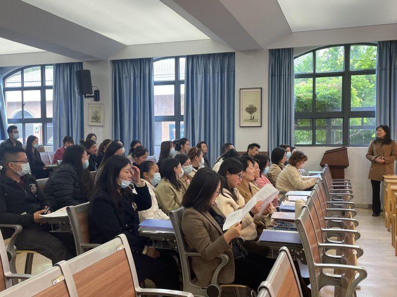 二年级家长会报导_html_1183ecc1.jpg