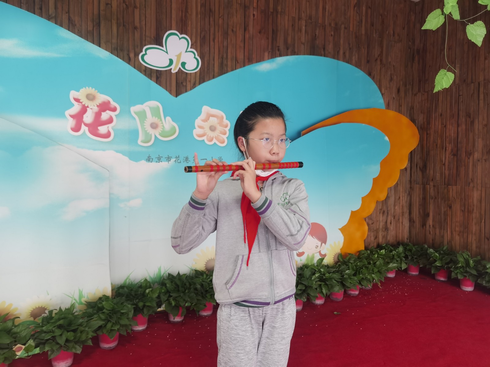 周筱.jpg