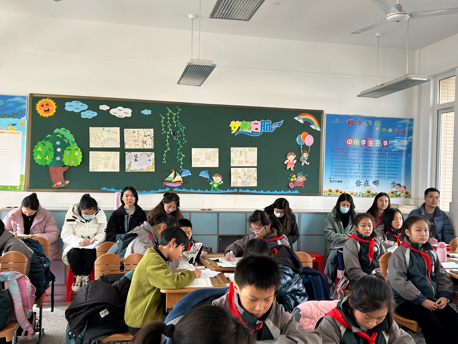 语文课（听课照）.JPG