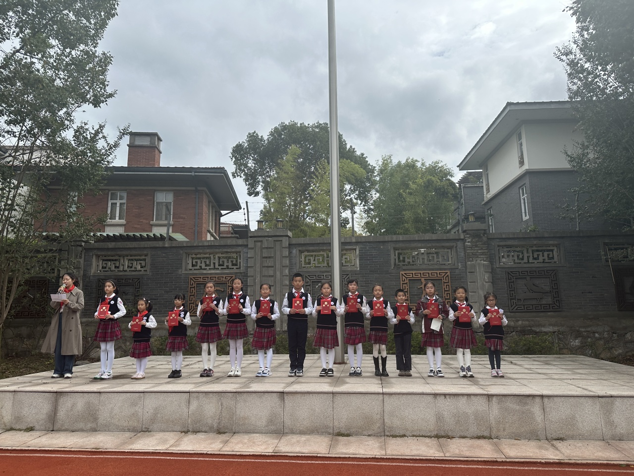 图片1.png 图片1.png