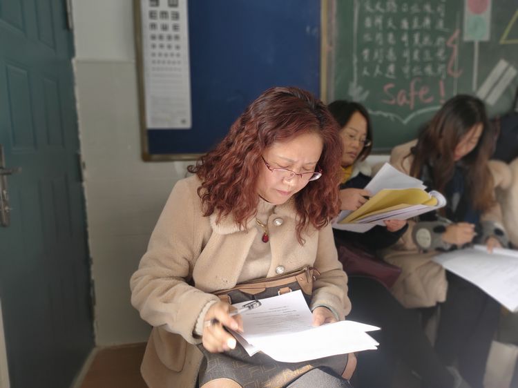 南京市初中英语马黎名师工作室送教活动_html_549f595e.jpg