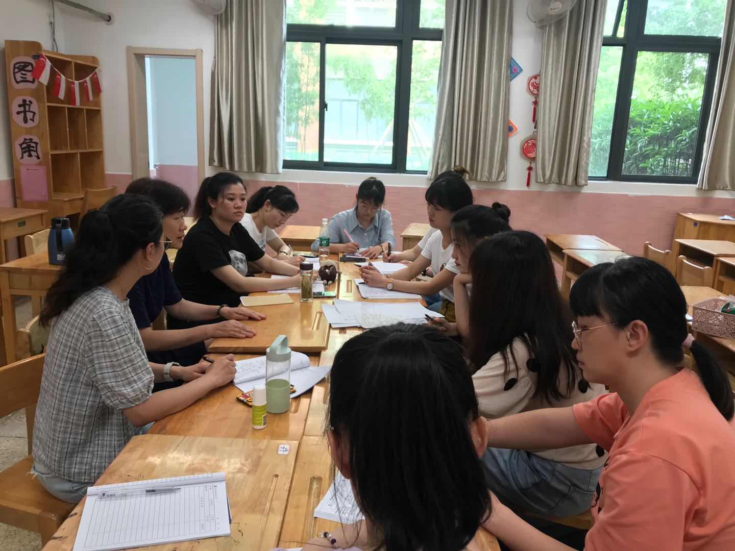 8.英语评课.jpg