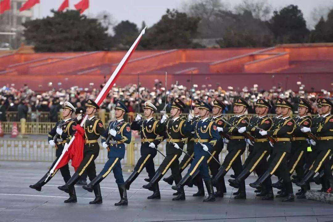 南京市金陵小学国防教育之国防知识你问我答_html_m53d61748.jpg