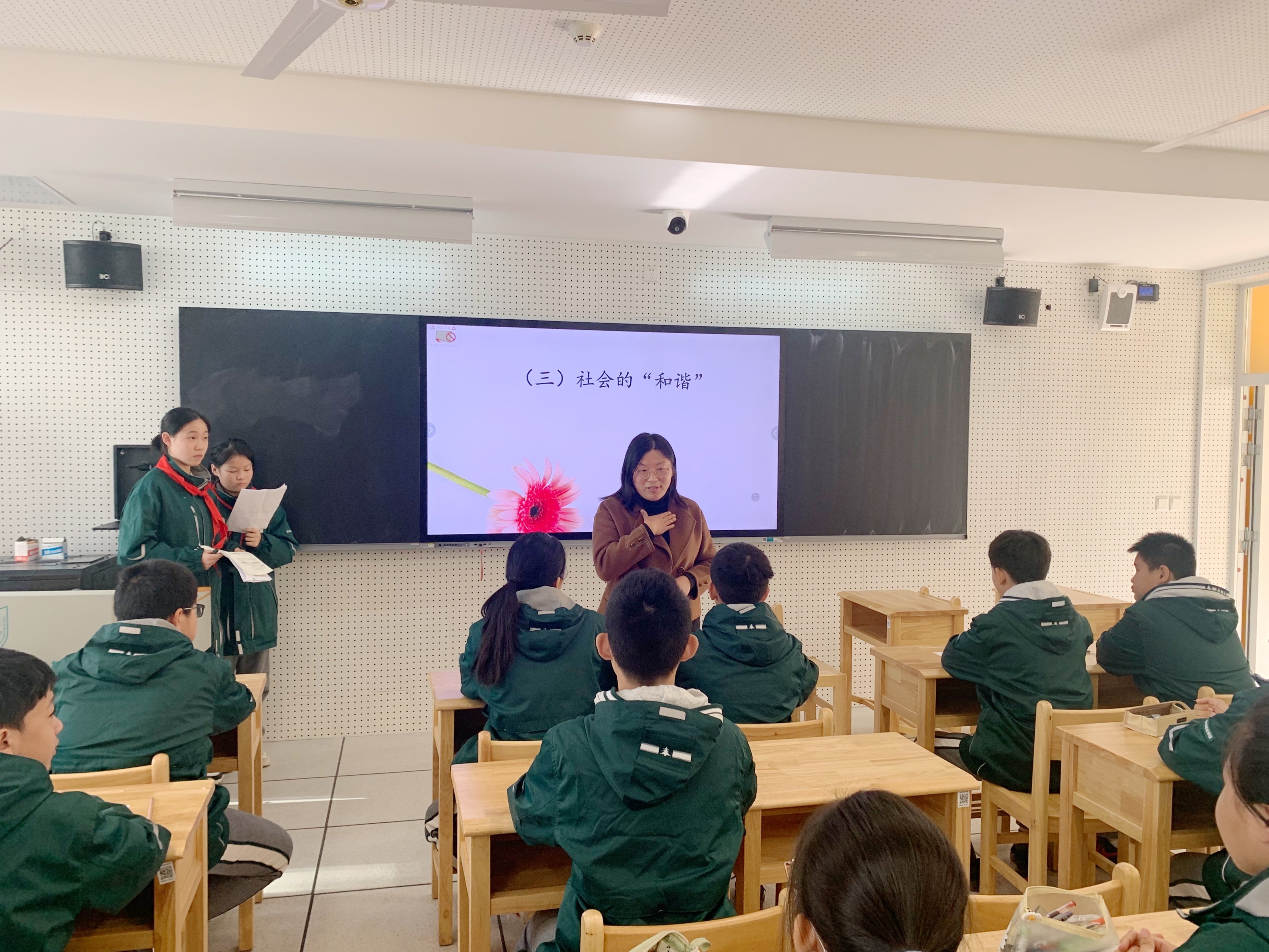 赵善善_html_2e7ffd13.jpg