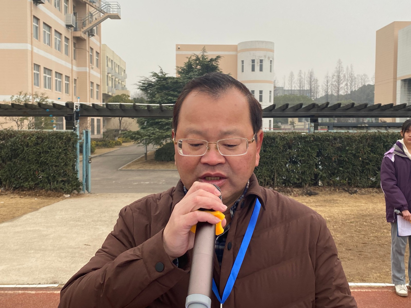 余校.jpg