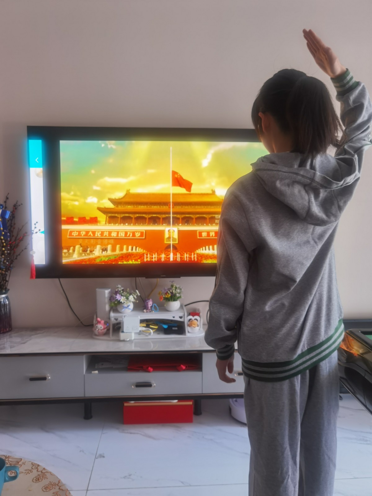 【花港一小】国家安全教育日  ——花港一小第9周线上升旗仪式