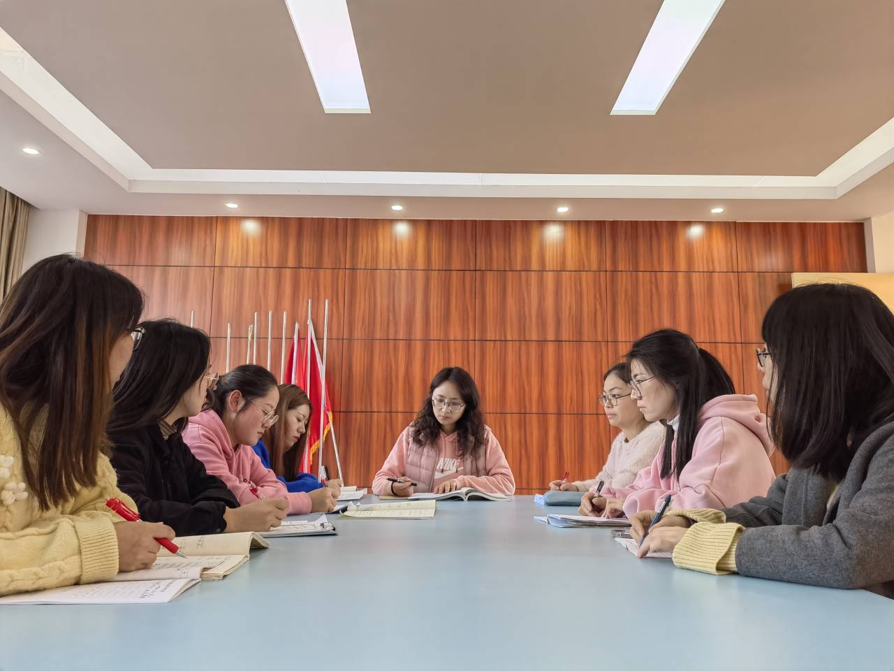 共同研讨照.jpg