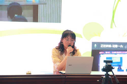 潘洁.JPG