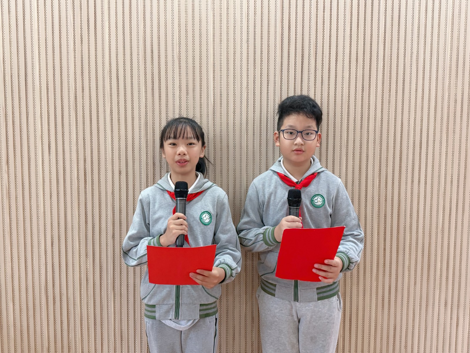 【花港一小】山河同庆，“月”满家园 花港第一小学第五周主题升旗仪式