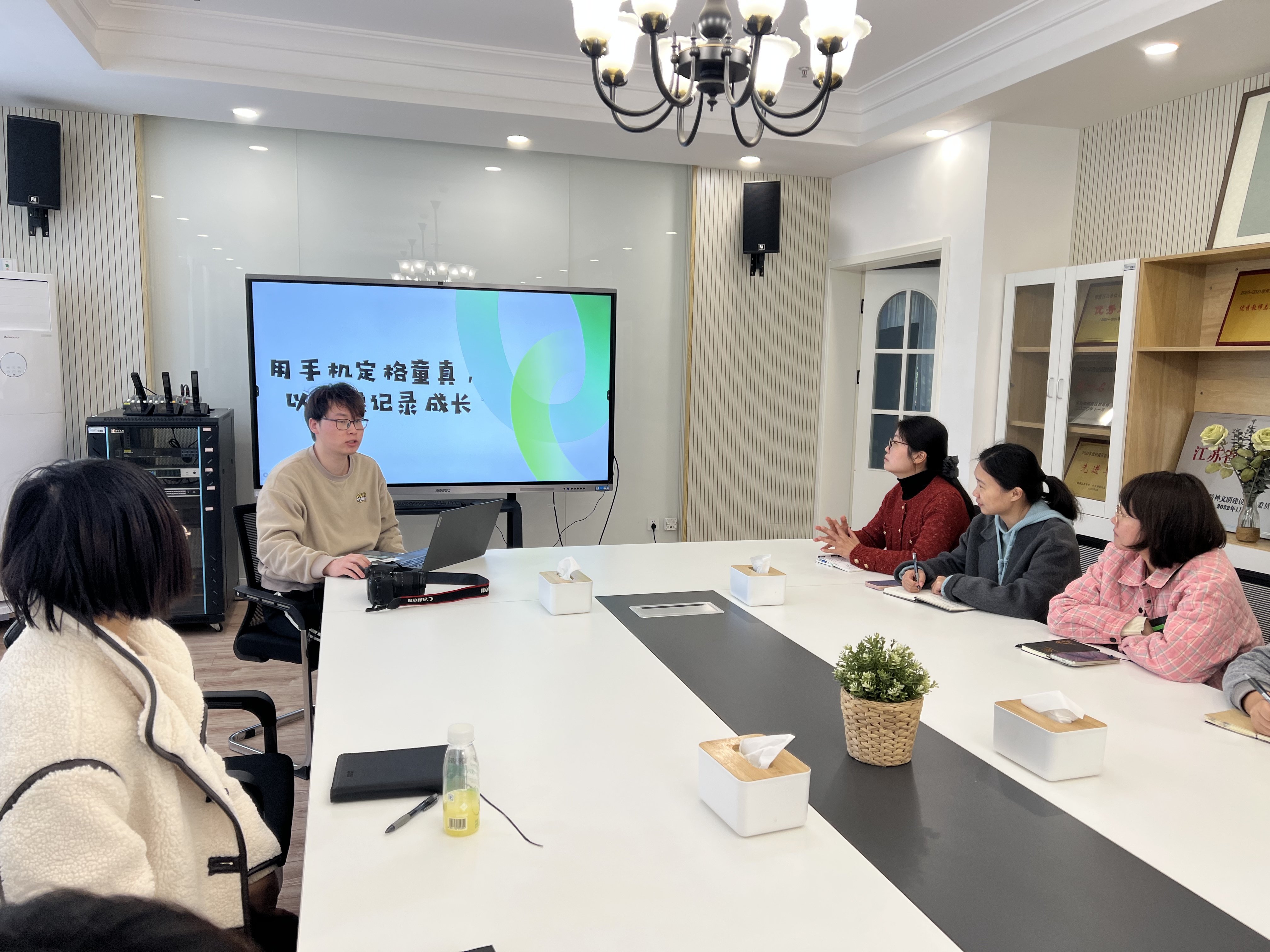 20250401用手机定格童真，以影像记录成长_html_65847a83.jpg