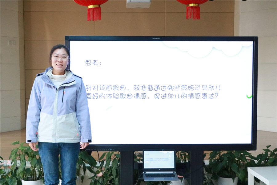 刘老师演唱.jpg