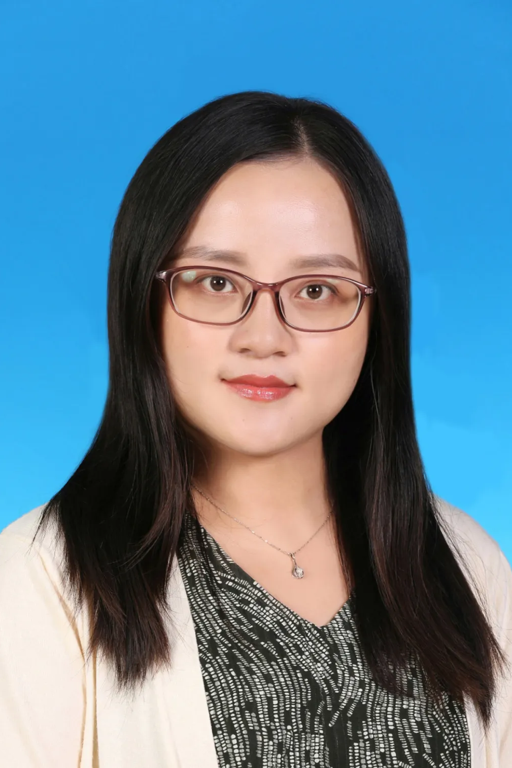 【温暖党建·榜样力量】师以匠心为人梯 初心如磐育桃李——记第三党支部优秀党员教师陈雅先进事迹