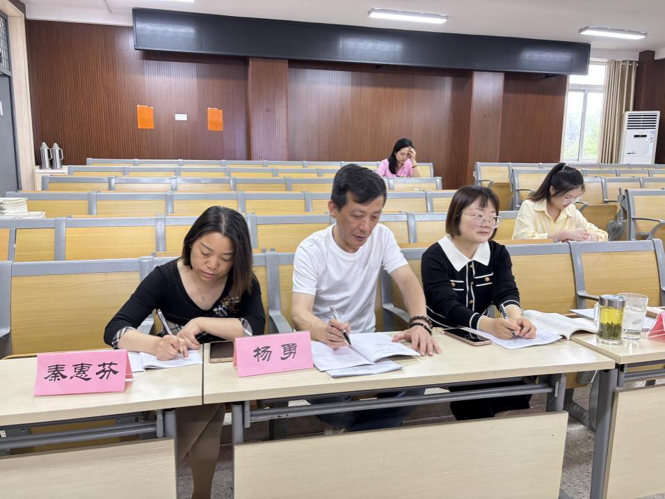 赛课新闻稿_html_7943c069.jpg