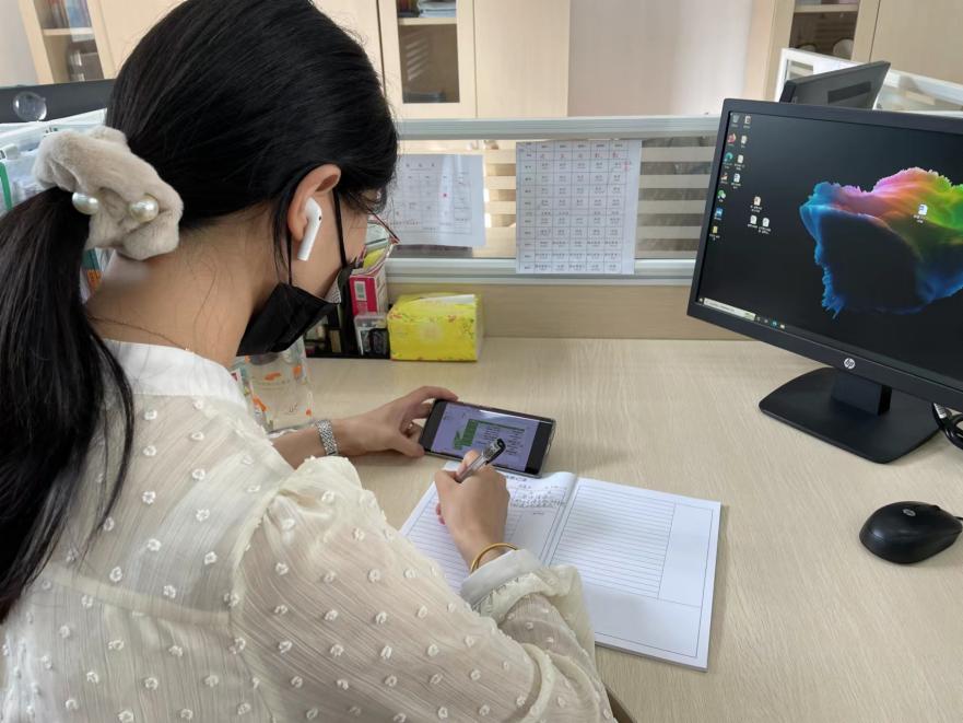 【正学丁三】任务驱动，“语”你同行——我校四语组全体教师线上教研观摩侧记_html_3df9b606.jpg
