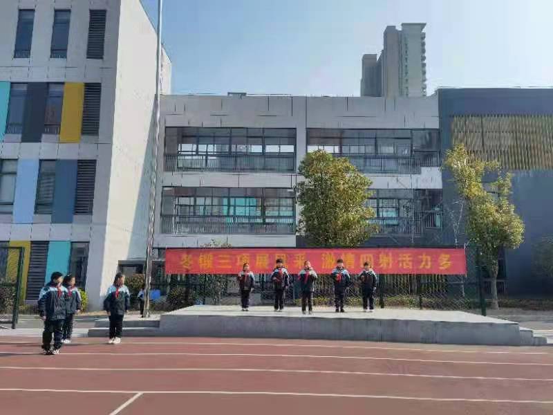 节能环保主题升旗仪式_html_6cd2982b.jpg