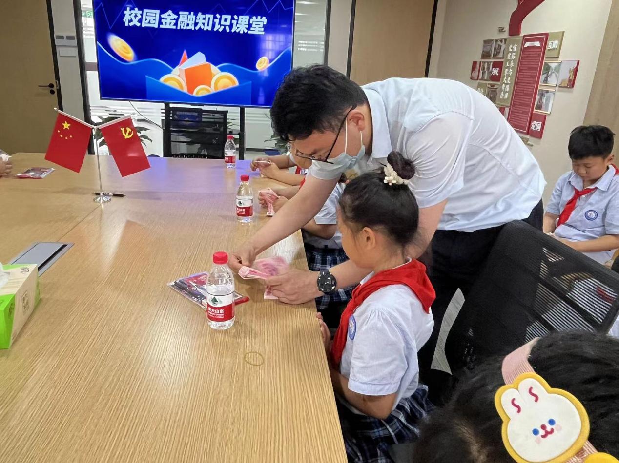 【正学丁三·德育】_html_b9f8add.jpg