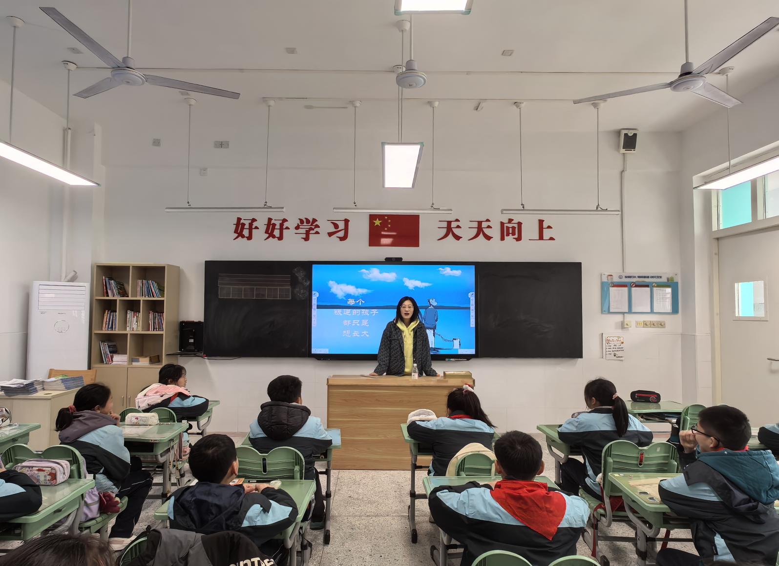 【正学丁三·德育】聆听成长心声，共话青春密码 (3)_html_m795fe486.jpg