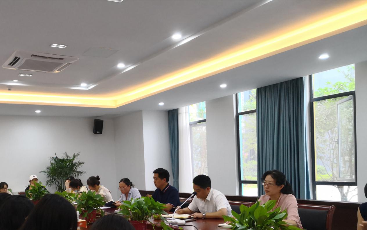 开学教师会议报道(1)(1)(1)_html_69edce58.jpg