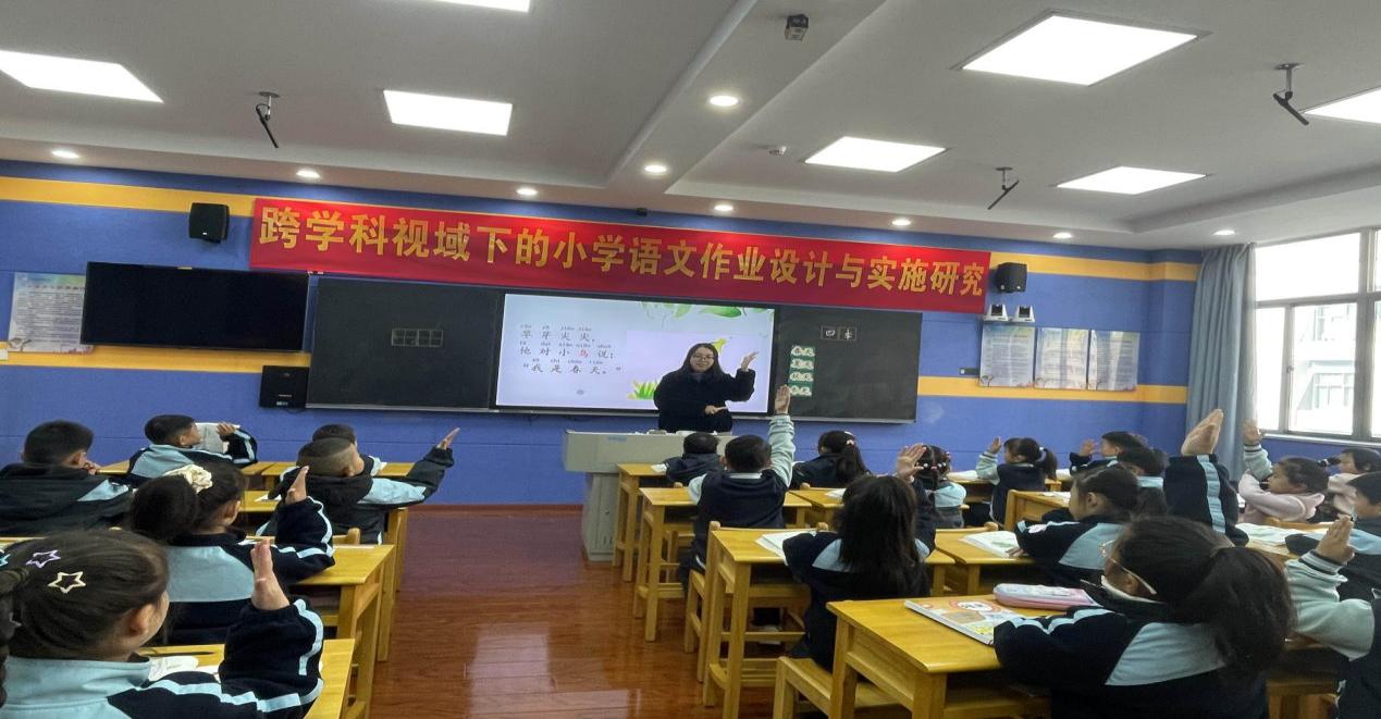 11.22刘欣妍《四季》报道_html_364a8ea5.jpg