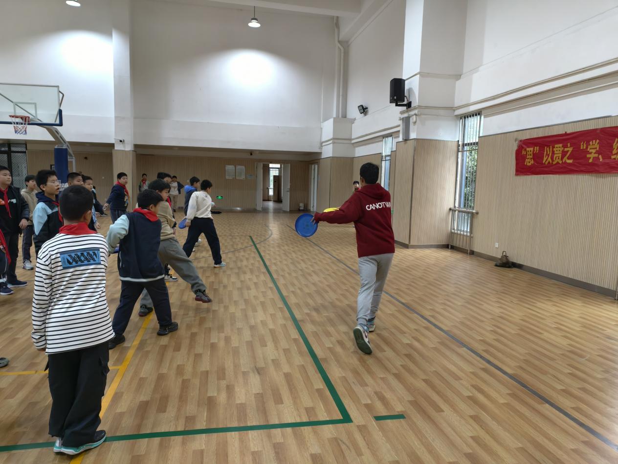 正学丁三.社团(1)_html_m4b415dd1.jpg