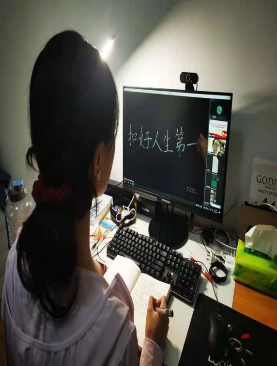 【正学丁三】学习《读本》思想，助推思政课堂_html_f6969fd.jpg