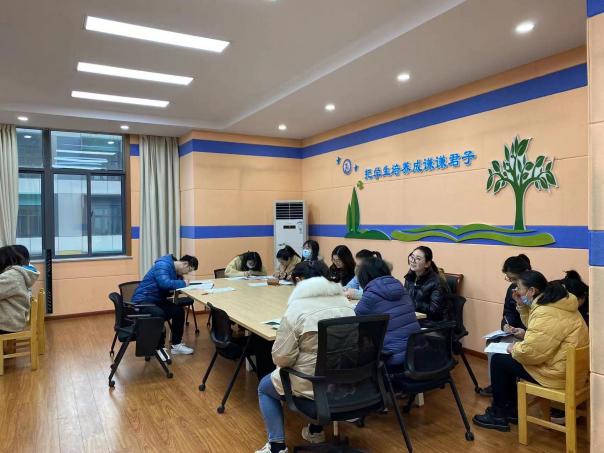 【正学丁三】浓浓语文味 淡淡荷花香——丁家庄第三小学语文组校本研修活动侧记_html_m22e24a0c.jpg
