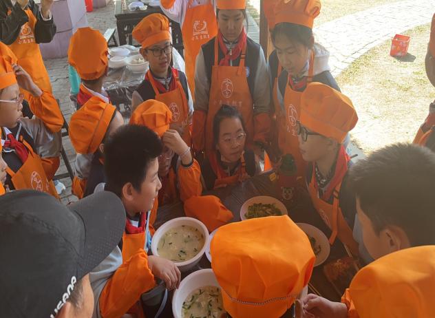 【正学丁三·德育】“烹”然心动，乐享成长_html_m15aefc59.jpg