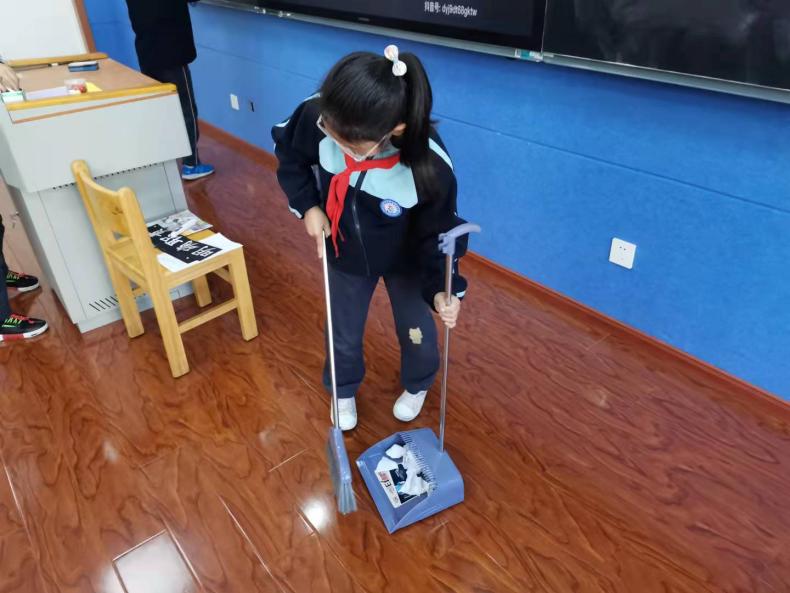 【正学丁三】德法涵养责任意识，共建绿色健康生活_html_m406d0be5.jpg