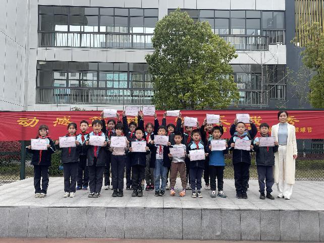 【正学丁三】动感篮球，快乐我秀——丁家庄第三小学“篮球节”活动_html_6e4ea457.jpg