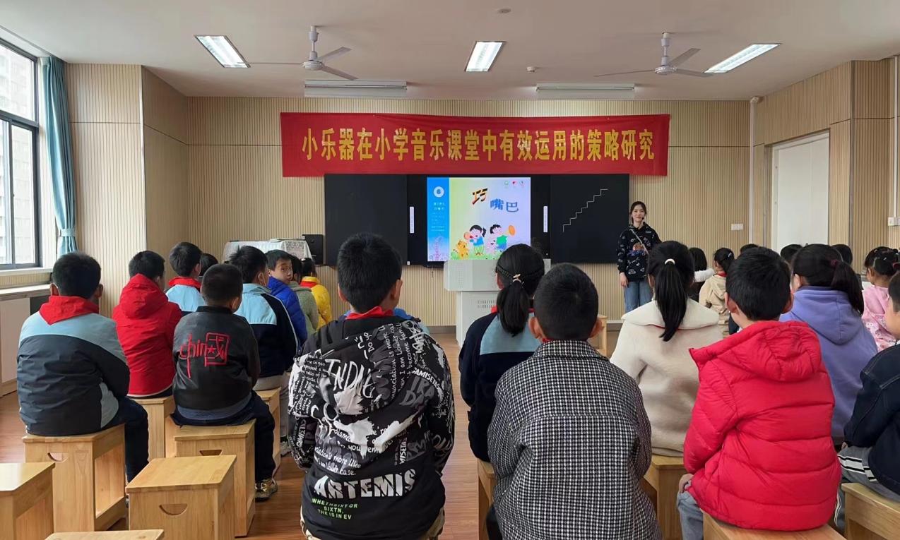 【正学丁三&middot;教学】”音”教而美，“研”无止境——丁家庄第三小学音乐教研活动侧记_html_68d78211.jpg
