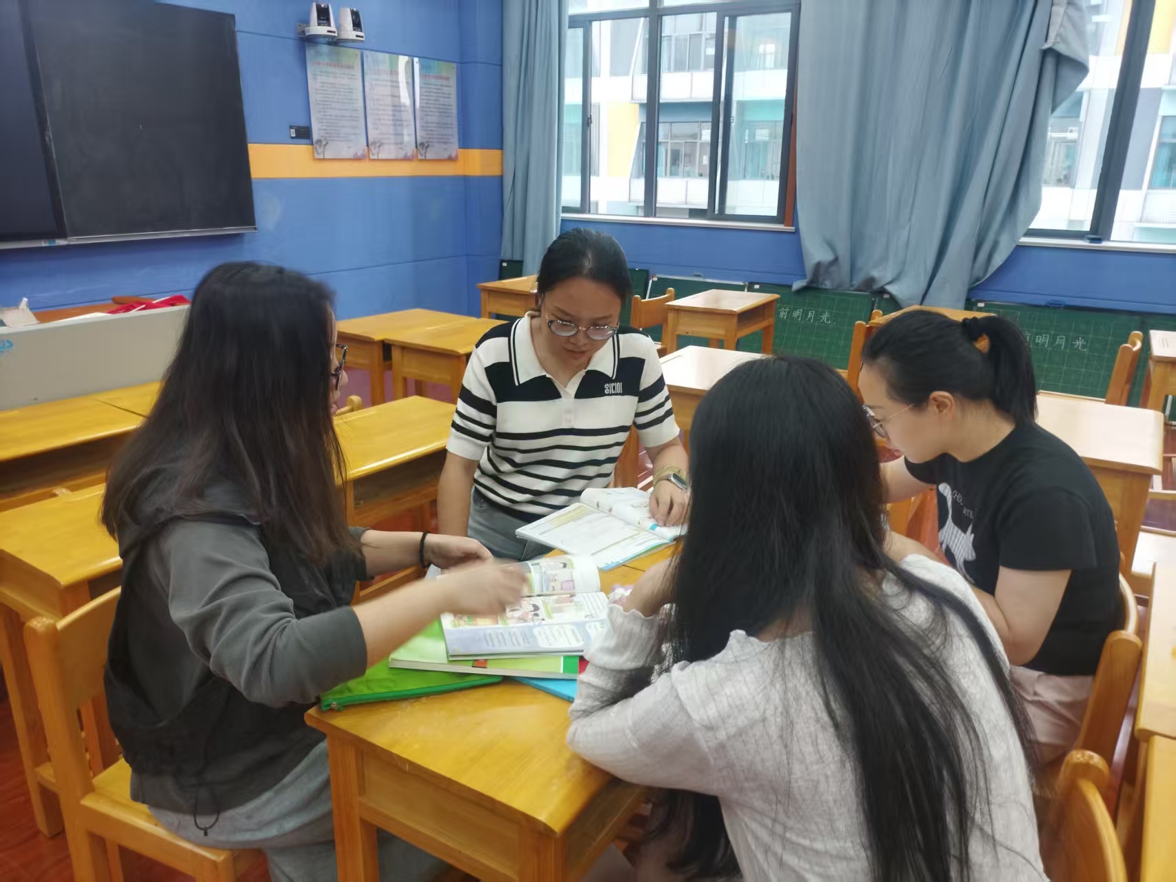 【正学丁三·教学】深耕教学实效，研课赋能课堂——南京市丁家庄第三小学英语组第三次集体备课活动侧记_html_6c45371c.jpg