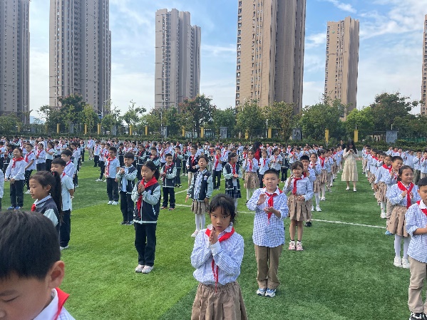 【正学丁三·后勤】筑牢安全线，平安伴我行——南京市丁家庄第三小学消防安全疏散演练活动侧记_html_3e5aedb3.jpg