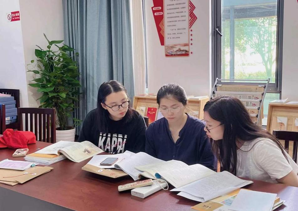 【正学丁三·教学】善研善教，勤思笃行——南京市丁家庄第三小学语文组低年段集体备课活动侧记(1)_html_m547d8133.jpg