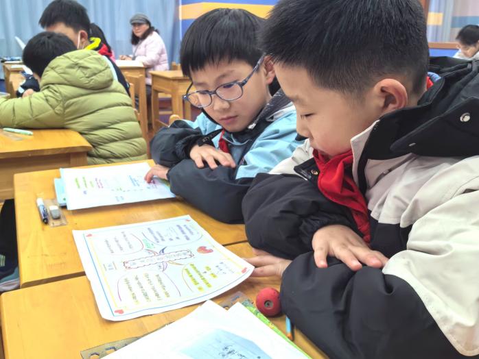 【正学丁三·教学】研续期末路 复启新篇章 ——丁家庄第三小学数学组第十六周教研活动侧记(1)(1)_html_6ba964d4.jpg