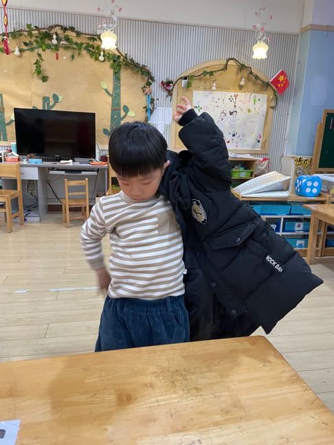 【生命迈幼•校园新闻】生活小能手 自理我最棒_html_m9400e33.png