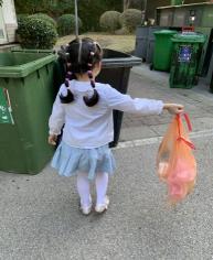 2024.9.24范欣【生命迈幼·安全第一】垃圾分类始于心，绿色生活我先行——记迈幼瑜憬湾分园垃圾分类主题活动_html_m6a721ecd.jpg