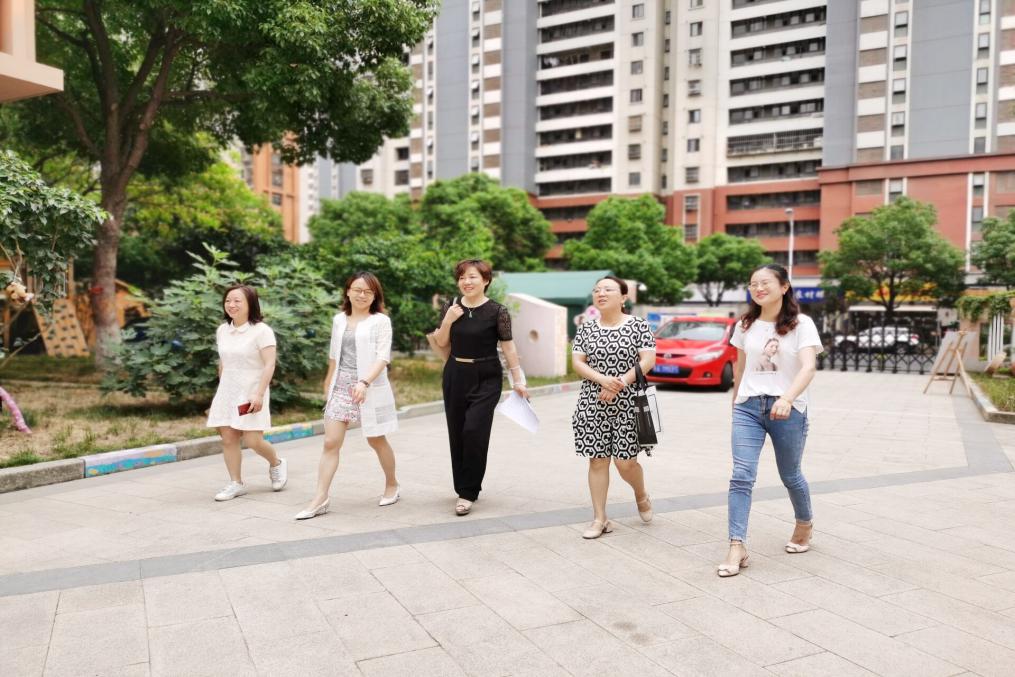 （生命迈幼·校园新闻）精细管理防疫情  督导检查促提升_html_m69efe638.jpg