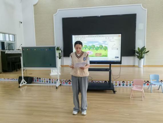 2025.5.6李文欣【生命迈幼 教育科研】从情境到思维 数学活动互动策略研磨——记迈幼数学教研_html_m766a6cfd.jpg