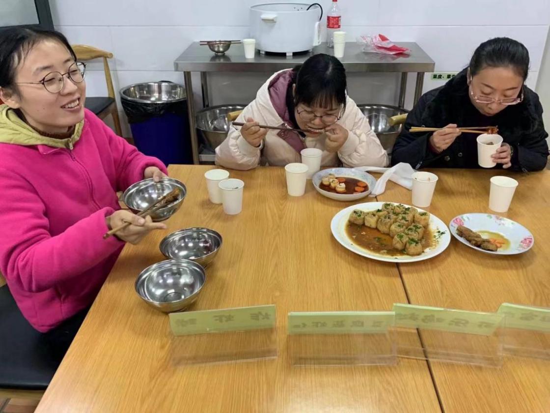 我的拿手菜比赛报道21.12.3_html_m70130f9b.jpg