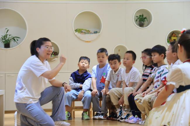 以赛角逐艺，共研亲生命——迈幼教育集团集体教学评比活动新闻稿(1)_html_7adf1baf.jpg