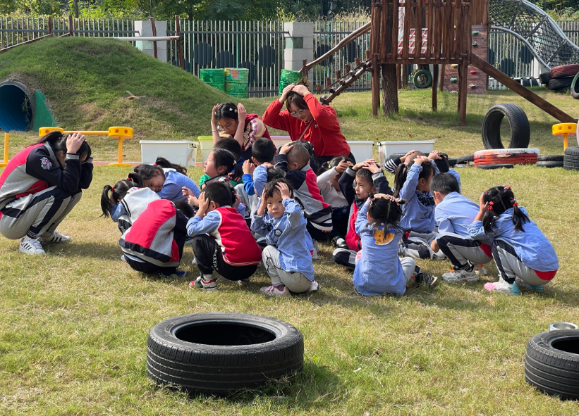 【生命迈幼·安全第一】应急逃生 临危不乱_html_58d67b26.png