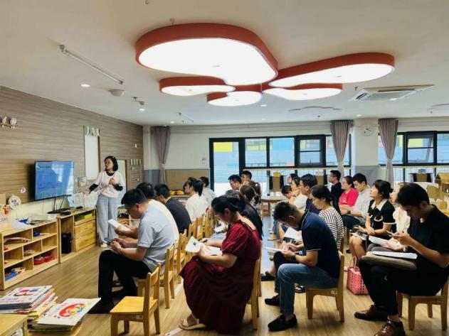 修改：家长会报道——陈玉玲 (1)_html_5d65fca0.jpg