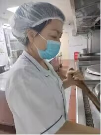 2023.9.27顾哲如【生命迈幼&middot;师德建设】迈幼瑜憬湾分园9月师德标兵系列推送_html_676f99a7.jpg