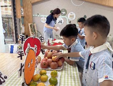 2025.8.31伍乐云【生命迈幼·童年畅玩】稚梦映山河 童心启新程——记迈幼瑜憬湾分园2025秋季开学活动_html_59a3bf36.jpg
